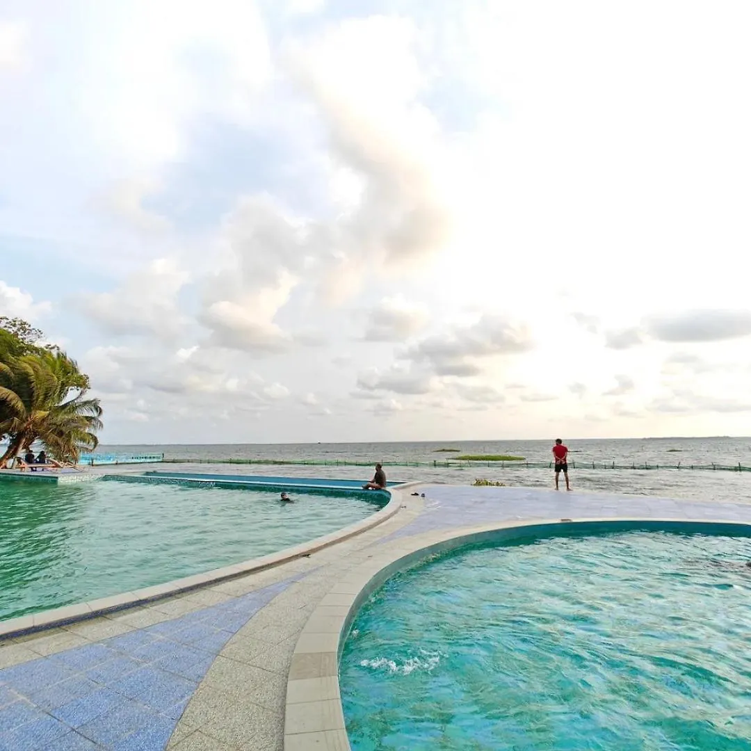 Water Scapes Hotel Kumarakom