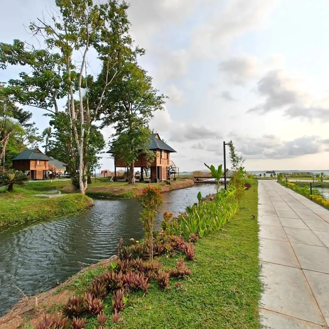 Water Scapes Hotel Kumarakom Resort